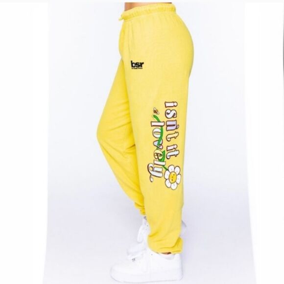 New  Yellow Jogger Sweat Pant by Samii Ryan Flower & Bee Graphic Size Small - Picture 1 of 10